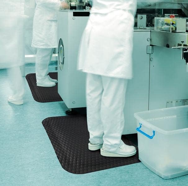 American Floor Mats Hog Heaven Premium 7/8" Black & Black Border 3' x 5' Nitrile Backed Anti-Fatigue Comfort Mat