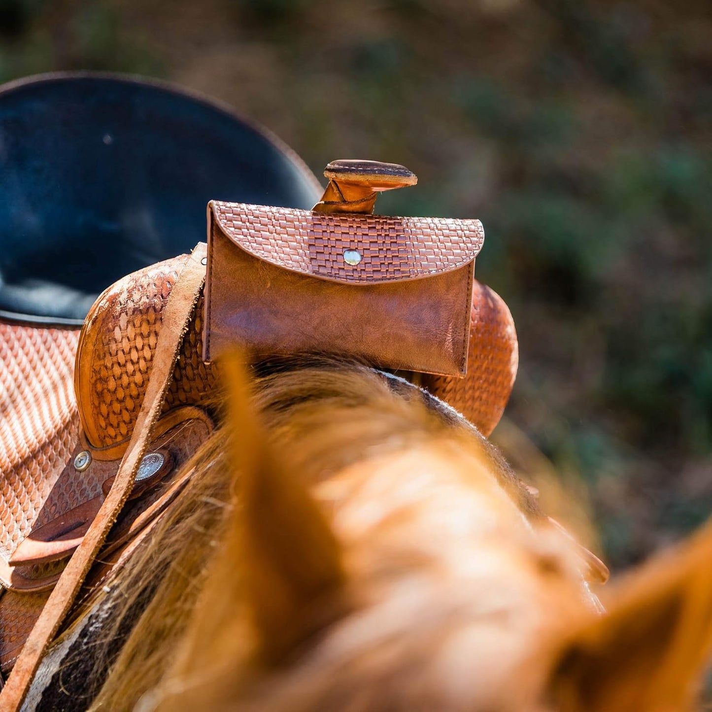 Saddle Pommel Bag - Phone Holder & Equestrian Gift for Women, Horse Tack Essentials